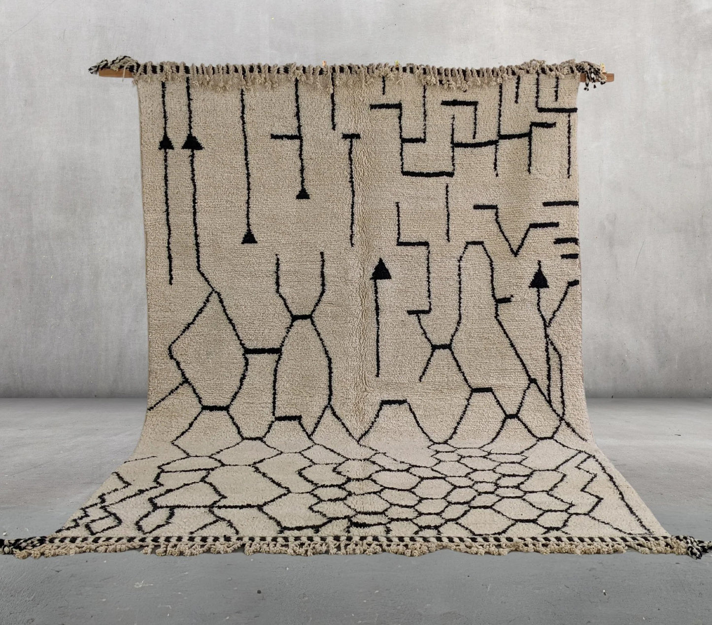 Large Handmade Beni Ouarain Rug - 320 x 215 cm (10.5 x 7.05 ft)