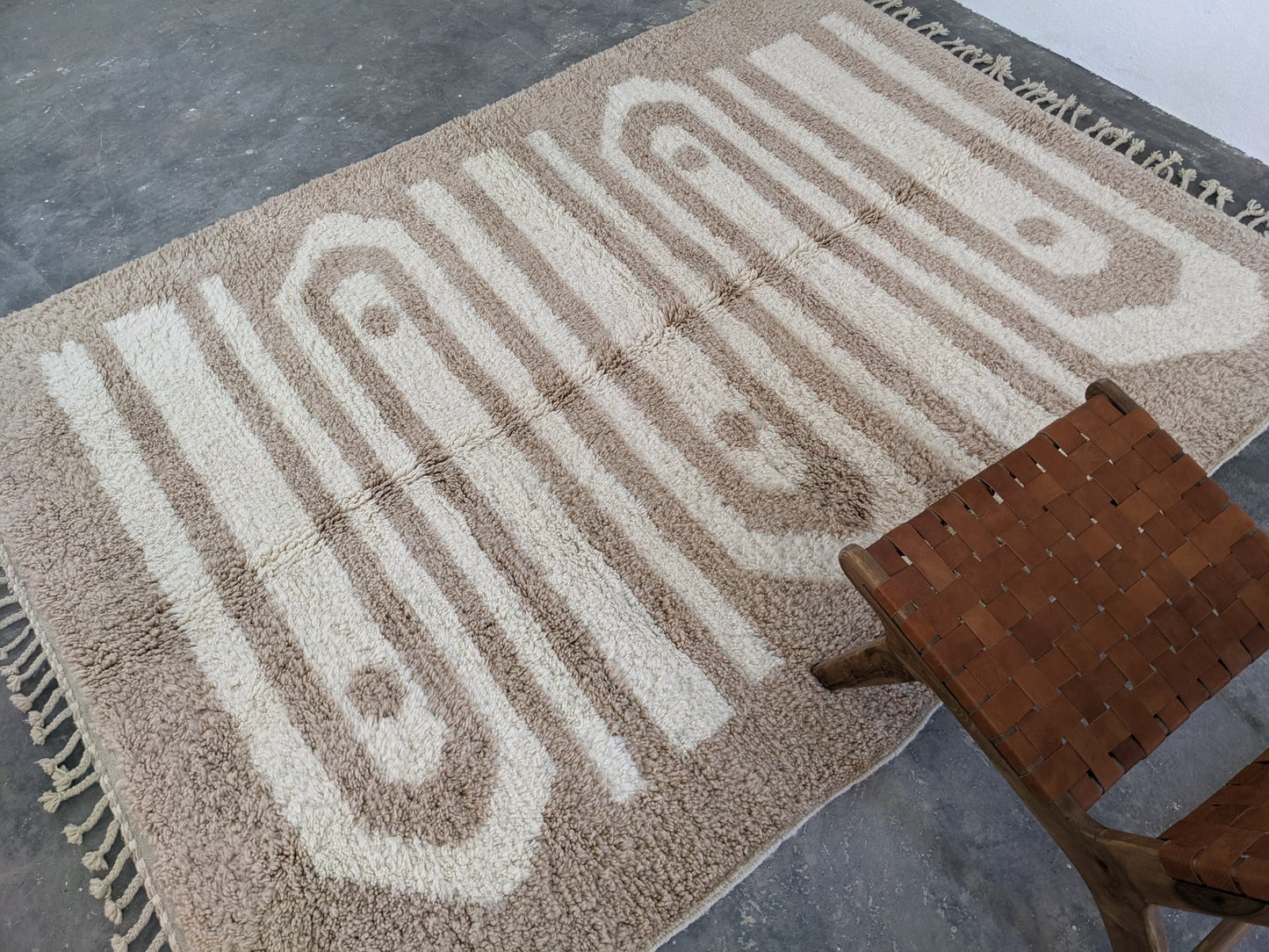 Large Handmade Beni Ouarain Rug - 280 x 205 cm (9.19 x 6.73 ft)