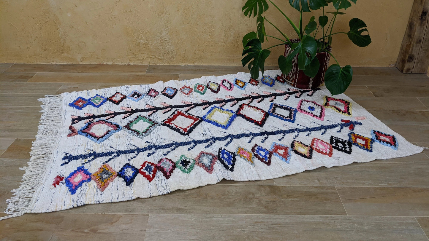 Boucherouite Rug - 205 x 125 cm (6.73 x 4.1 ft)
